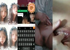 Em gái 2k8 móc lồn tự sướng khoe mạng